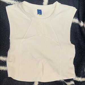 Old Navy Powersoft Go-Dry workout tank